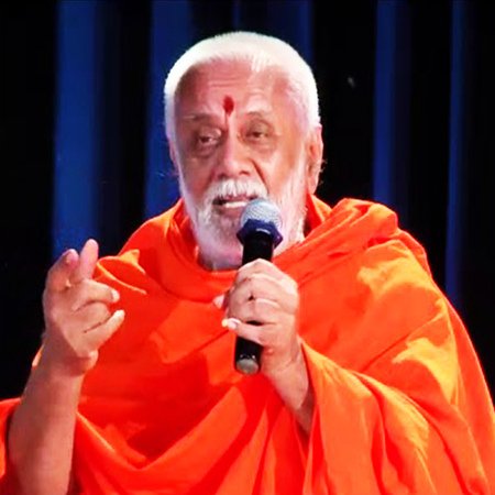 Woman testimonial from Porto Magazine company